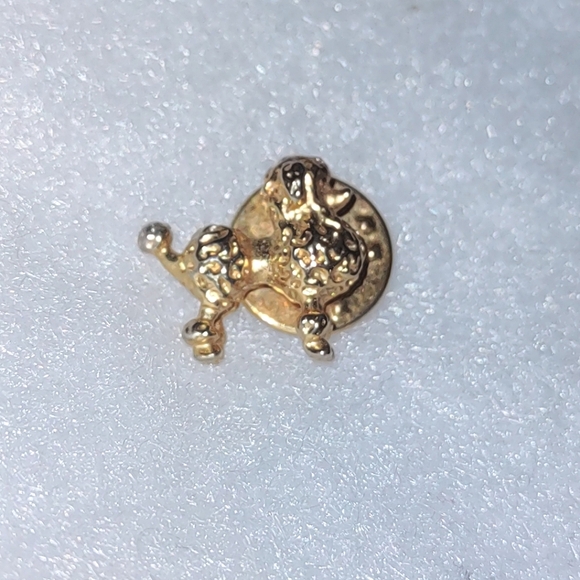 Gold Poodle Tac Pin - Picture 2 of 10